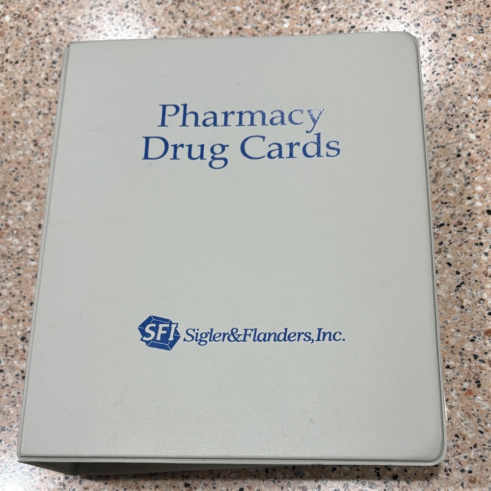 Sigler & Flanders Gray Pharmacy Drug Cards Organizer Binder